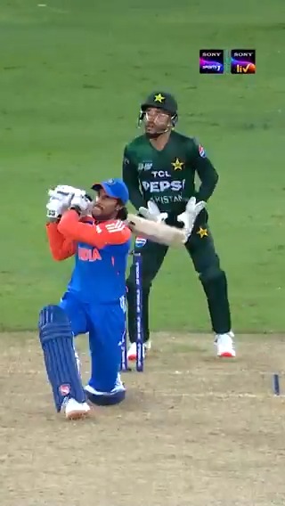 Indian officials won't want to play any bilateral series against Pakistan, but want atleast 3 matches in Asia Cup🤨 Is the Asia Cup designed only for India and Pakistan, and do the rest of the teams seem like spectators ? What's your take 🤔 #INDvsPAK