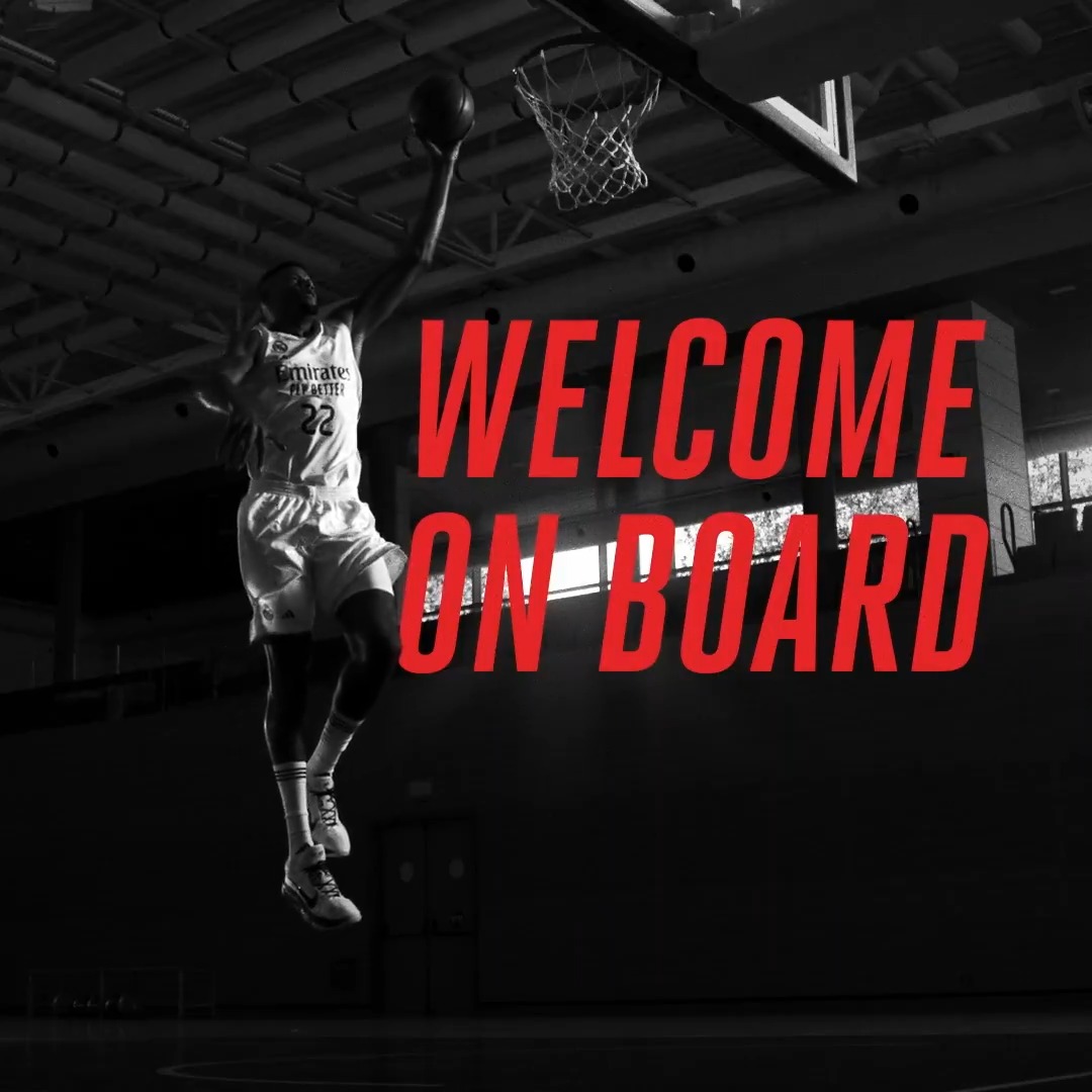 🏀✈ Listos para el despegue. Bienvenidos a bordo Emirates. Get ready for take off. Welcome on board, Emirates.