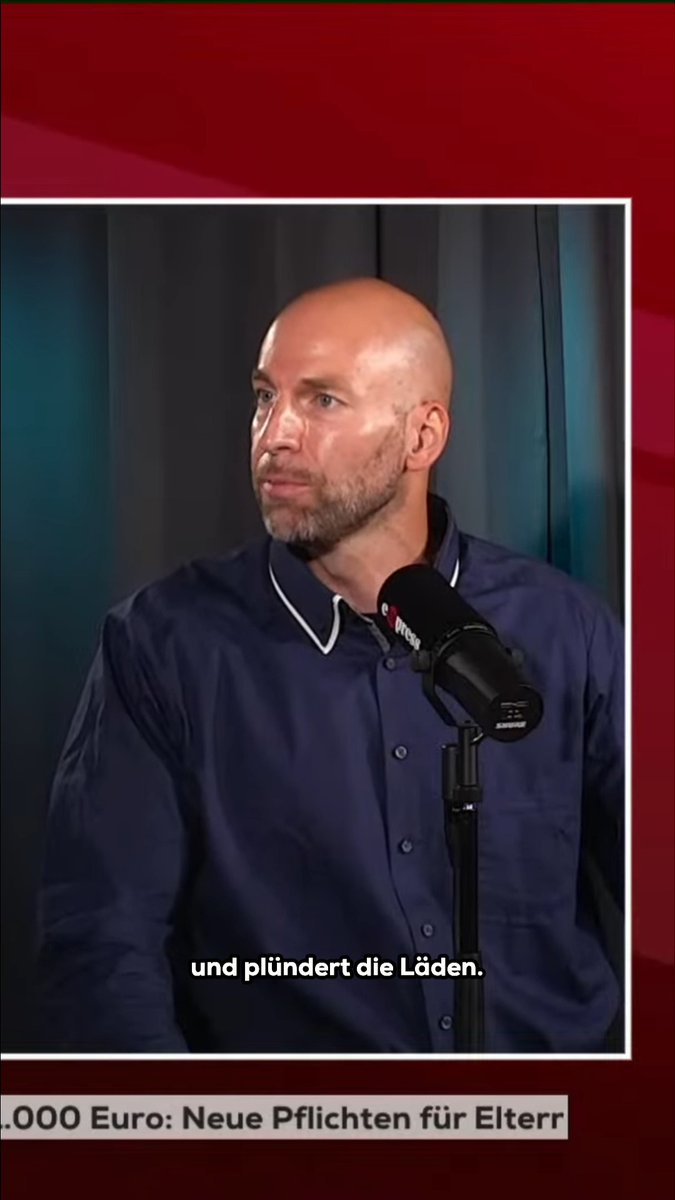 „George Floyd ist gestorben und die BLM-Bewegung fackelt die amerikanischen Innenstädte ab und plündert Läden. Da ist uns überall erklärt worden, wir müssen Verständnis haben, weil das ist aufgestauter Zorn. Wenn die Briten ihren Unmut äußern, weil kleine Mädchen auf offener Straße abgestochen werden, dann sagt man, das sind lauter rechtsradikale Rassisten." Politologe Ralph Schoellhammer bei #exxpresslive! #georgefloyd #charliekirk #england