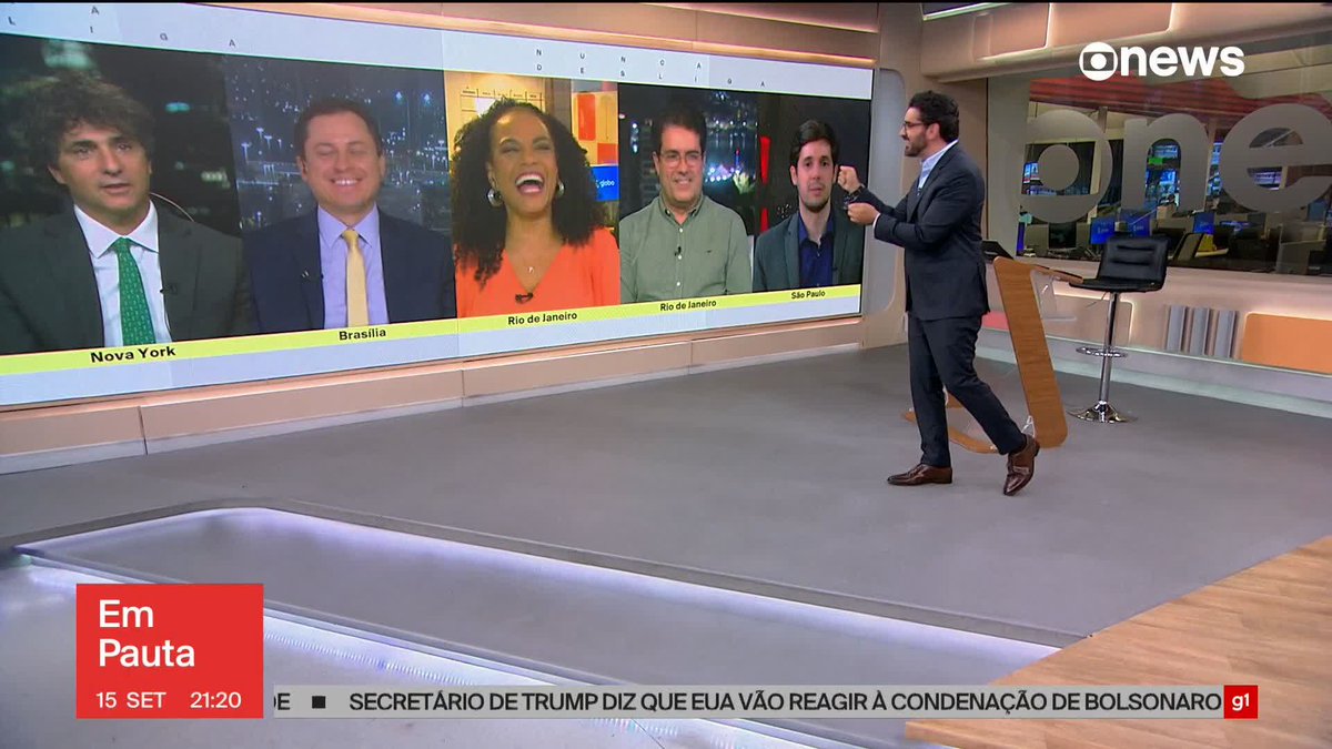Depois de André Trigueiro dizer que jantou com Guga Chacra em Nova York, durante a Copa do Mundo de Clubes, mcosme fez uma pergunta indiscreta: “Quem pagou o almoço? Quando veio aqui (no Brasil), o Guga me convidou para um lanche, e quem teve que pagar fui eu”. Trigueiro saiu pela tangente, Guga afirmou que fez PIX, e Cosme garantiu que nunca viu a cor do dinheiro: “Guga é daqueles que atravessa o rio em Manhattan nadando com um antiácido na mão, e o antiácido chega do outro lado inteiro. Não entra uma gota d’água, porque ele não abre a mão”. Assista ao #EmPauta: #GloboNews