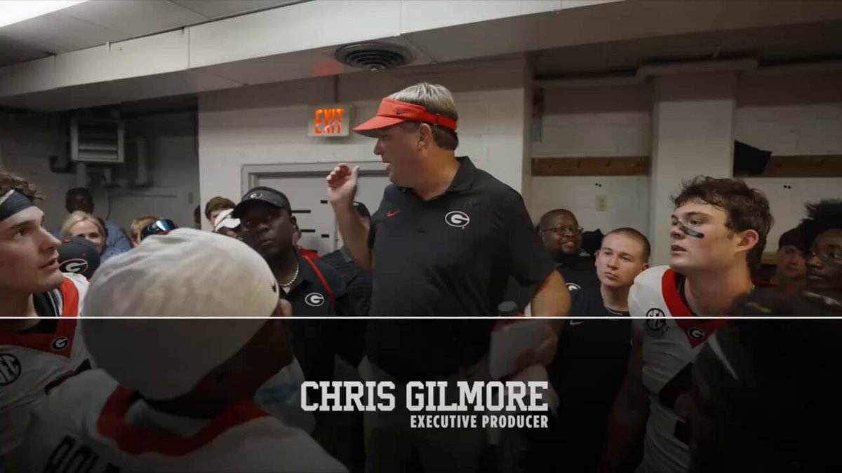 #Dawgs Gotta love the conclusion of this week's "Kirby Smart All Access" as the team breaks into "Walk into yo trap, take over yo trap!" Kirby &amp; Co. celebrating the #Dawgs 9th win in a row over the #Vols 💯🐶🏈 #GoDawgs