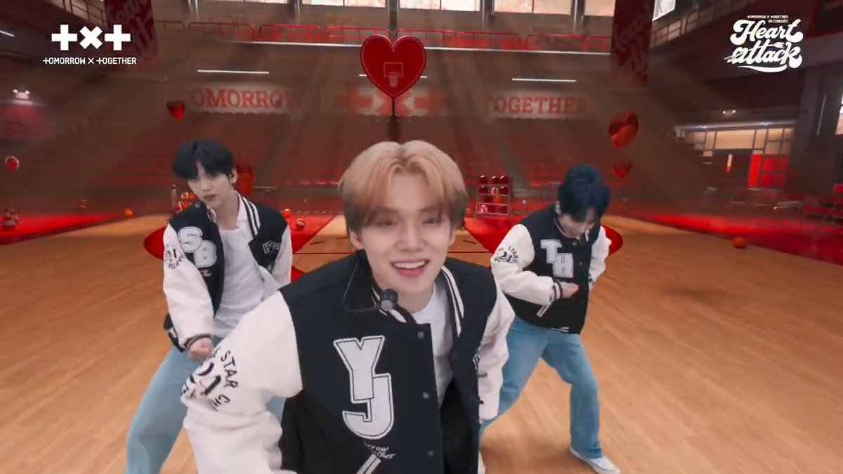 ／ #TXT #VRコンサート “ゼロ距離”再来、今年も最前列のトキメキを💘 ＼ 昨年に続き、VRコンサートツアー「#TOMORROW_X_TOGETHER : HEART ATTACK」が、10月10日(金)より全国4都市(東京・大阪・愛知・福岡)で順次開催決定！ まるで目の前にいるような圧倒的没入感🪐 本日9月16日(火)12:00〜ローチケにて先行販売開始💨 6段階で変化する特別な特典もお見逃しなく✨ 詳しくはこちら→ #TXTゼロ距離 #TXT至近距離 #TXT_VRconcert #TXT_VRコンサート #HEARTATTACK_IN_JAPAN