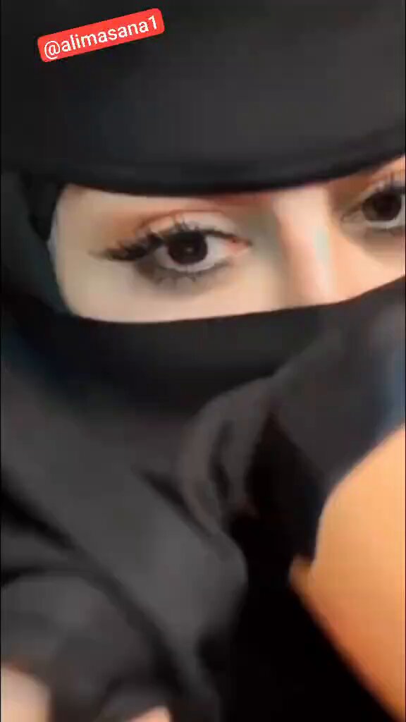 Oops..meri piercing dikh gai sabko 🙈🧕❤️ Noor Fatima RaghuRajRajpoot Abhinav Rathore Syeda Shazia🐦 ᖇᗩᗰᗩՏᕼ🚩🔱ᖇᗩTOᖇᗴ🚩🕉️ @marcos_commie
