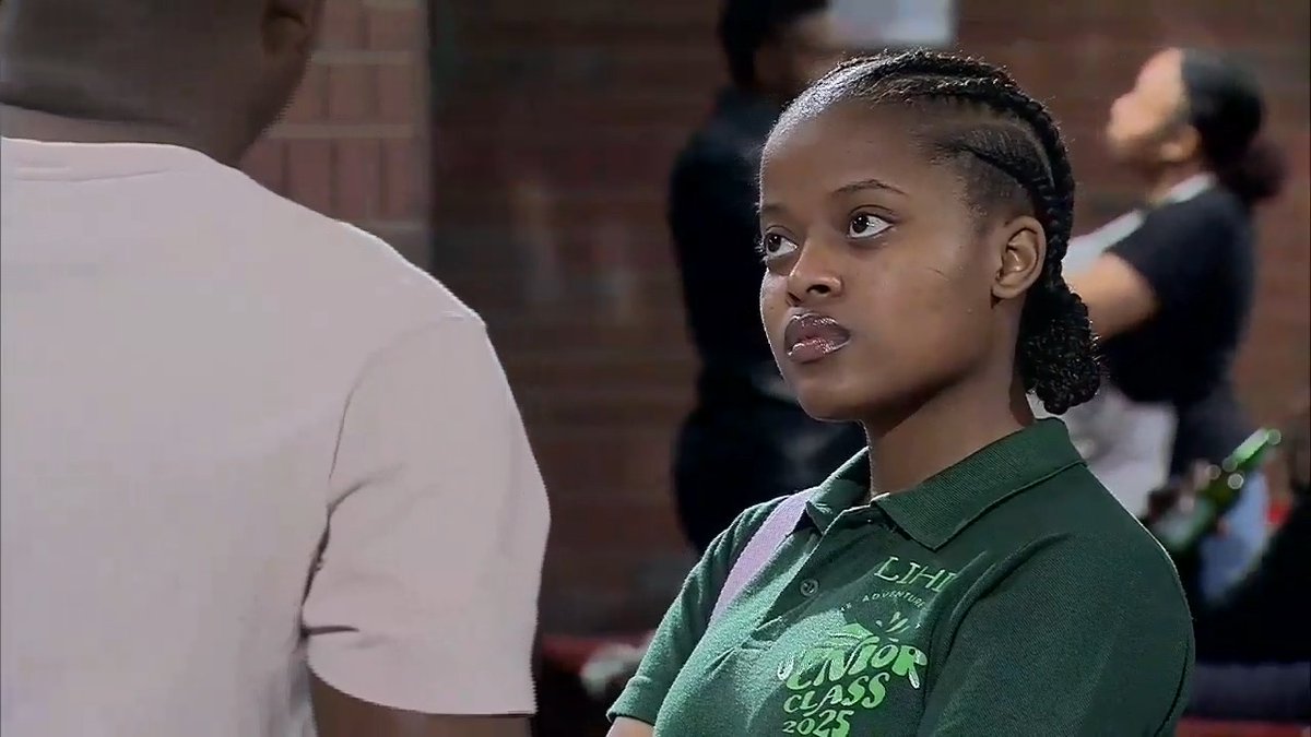 Is Lihle wrong for choosing her father’s softer life, or is Ntuthuko right MaDlomo needs her more than ever? 💔 #etvScandal