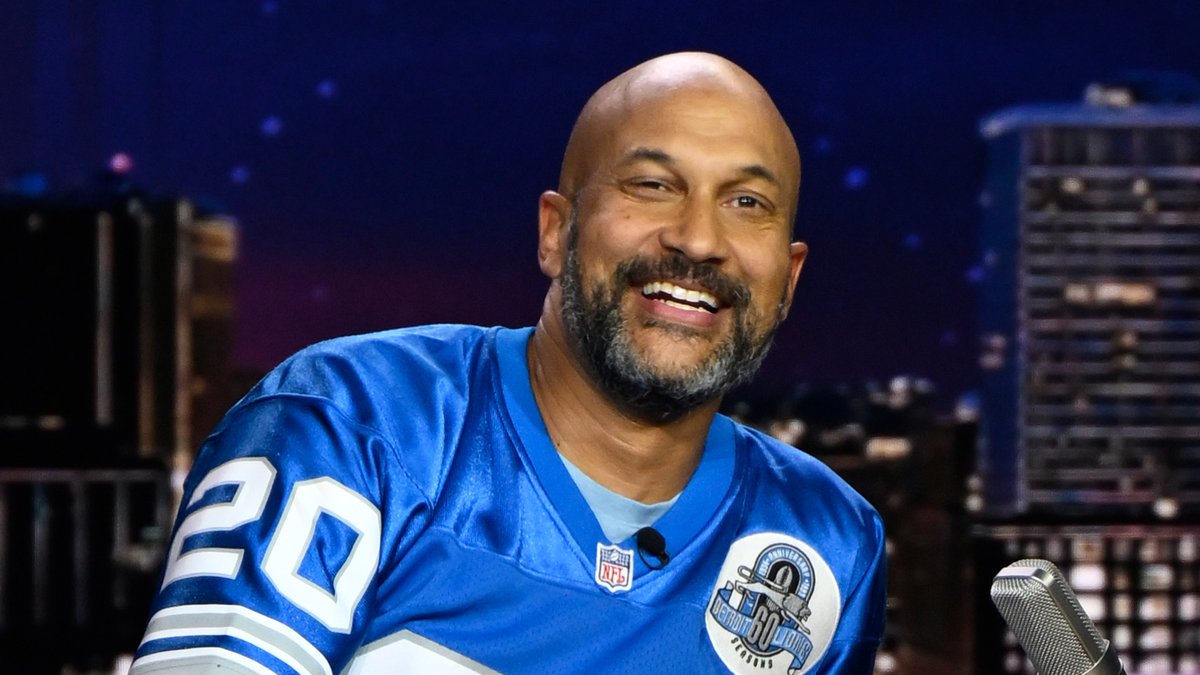 .Keegan-Michael Key &amp; Jimmy went to the Detroit Lions game together and they won! Coincidence? I think not 😂 #FallonTonight