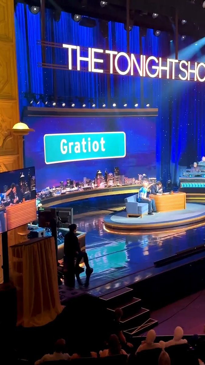 Behind-the-scenes of Keegan-Michael Key quizzing Jimmy on how to pronounce street names in Detroit 😂 #FallonTonight