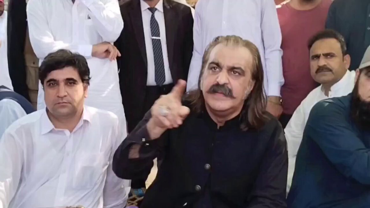 مزاحمت یا استعفیٰ فیصلہ آپکا 🚨 گنڈاپور صاحب آپ کی ناکامی کی سب سے بڑی وجہ یہ ہے کہ آپ ابھی صوبایت کا کارڈ کھیلنا شروع ہو گئے ہیں اپنا نیریٹو دیں بحیثیت وزیراعلی نہ کہ چند لونڈے لپاڑوں کی باتوں پہ لگ جائیں۔۔