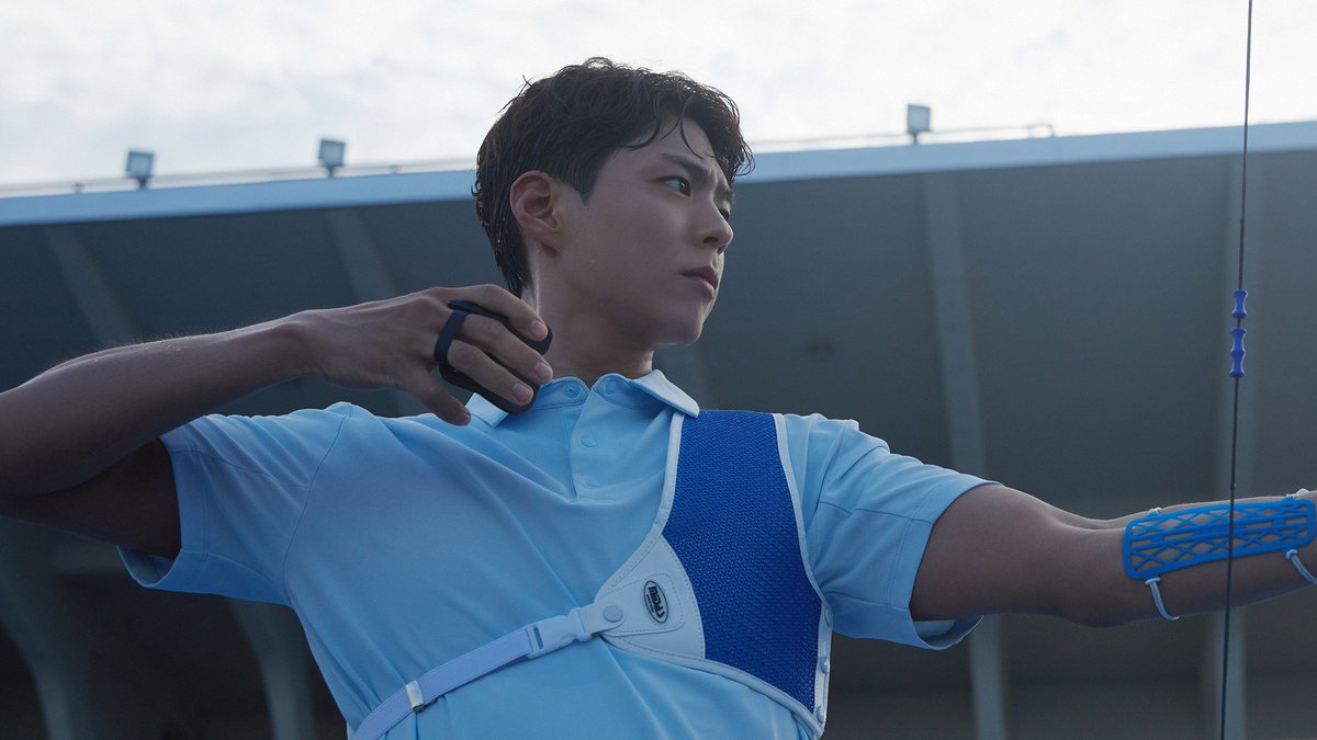 PARK BO GUM 2025 SEASON'S GREETINGS MOOD FILM #9 “TO HERO” EVERYONE WHO TAKES ON A CHALLENGE IS BEAUTIFUL. ◽️ #PARKBOGUM #박보검 #SEASONSGREETINGS #TOHERO #THEBLACKLABEL #더블랙레이블