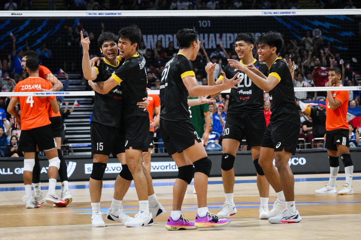 #Philippines2025: PHILIPPINES 🇵🇭 3-1 🇪🇬 EGYPT The Philippines 🇵🇭 made history with their first-ever World Champs win 🤩, thrilling the home crowd in the MOA Arena 🔥 and jumping 11 spots in the world rankings 👀! 📺 Watch all the action LIVE on VBTV. 🏐 #Volleyball #MWCH
