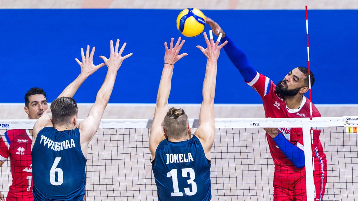 #Philippines2025 🇫🇮 Finland SHOCKS France, the two-time Olympic champions, in a 5-set thriller! Fearless plays and a historic win for the Finns 👊✨ 📺 Watch the replay on VBTV: #MWCH #Volleyball #ElectrifyingPhilippines