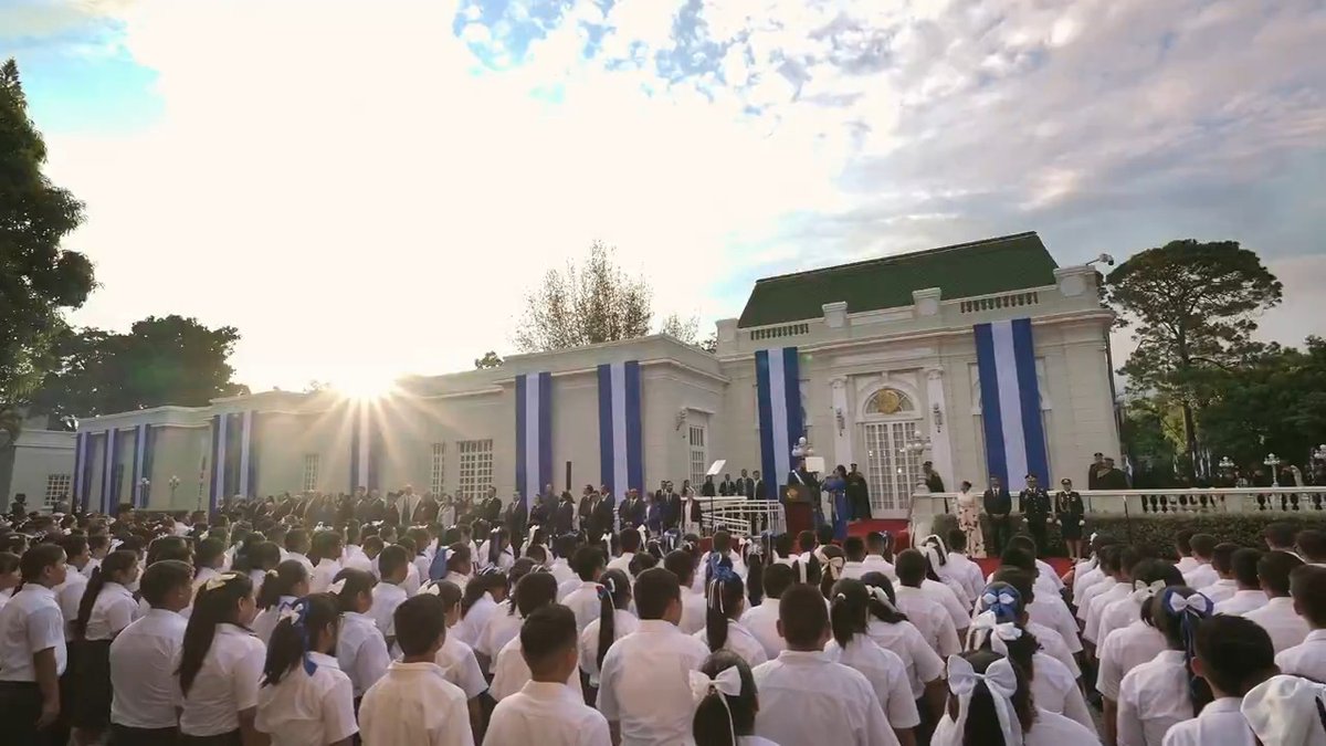 Día de la Independencia 🇸🇻 Independence Day 🇸🇻