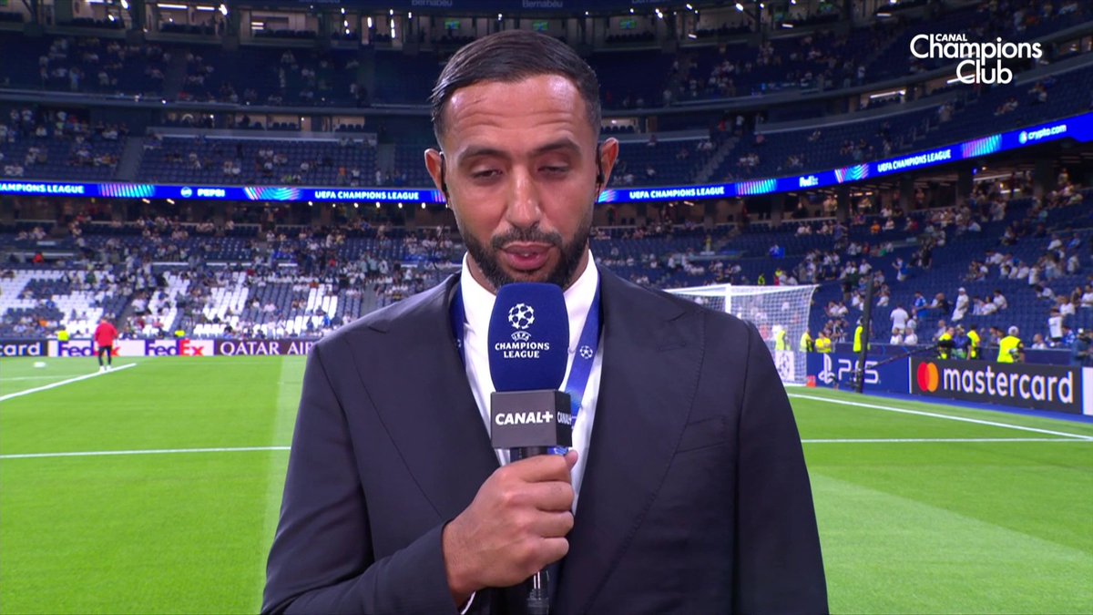 🚨 Medhi Benatia 🇲🇦 : « 𝗤𝗨𝗔𝗡𝗗 𝗟𝗘𝗦 𝗚𝗔𝗥𝗗𝗜𝗘𝗡𝗦 𝗗𝗨 𝗥𝗘𝗔𝗟 𝗠𝗔𝗗𝗥𝗜𝗗 𝗦𝗢𝗡𝗧 𝗦𝗢𝗥𝗧𝗜𝗦 𝗝’𝗔𝗜 𝗖𝗥𝗨 𝗤𝗨’𝗢𝗡 𝗘́𝗧𝗔𝗜𝗧 𝗔̀ 𝗗𝗢𝗠𝗜𝗖𝗜𝗟𝗘 ! 😂💙🤍 » 🎥 CANAL+ Foot