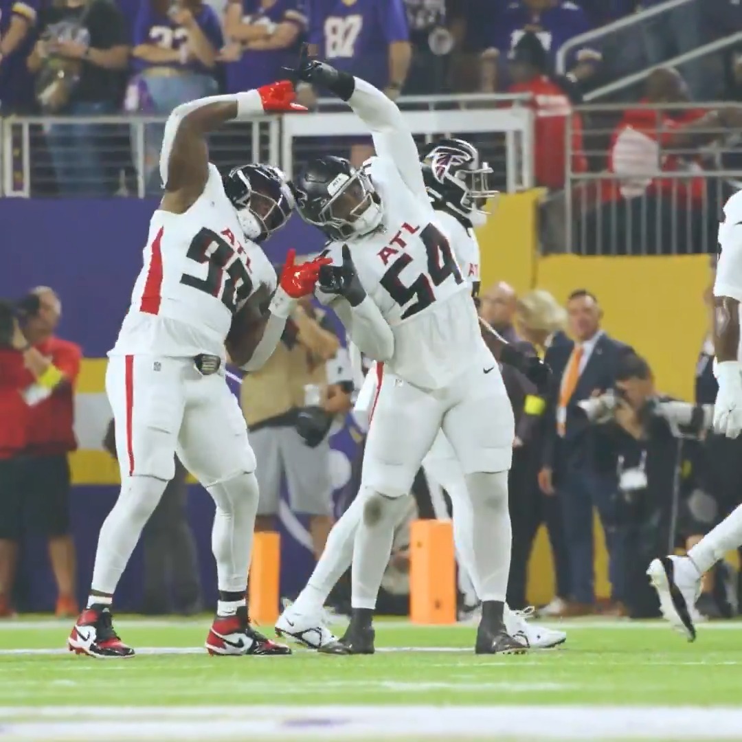 The first game since 2004 with: 6+ sacks 4+ turnovers 😈