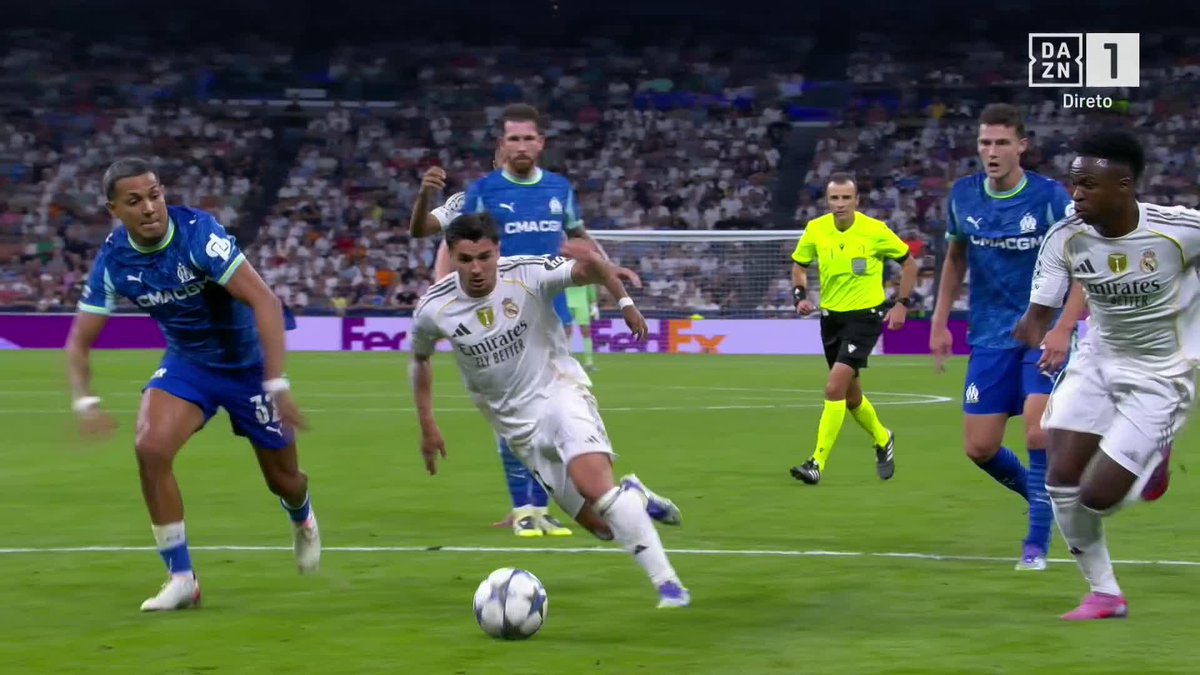 Real Madrid venceu o Marselha com este penálti 🤨