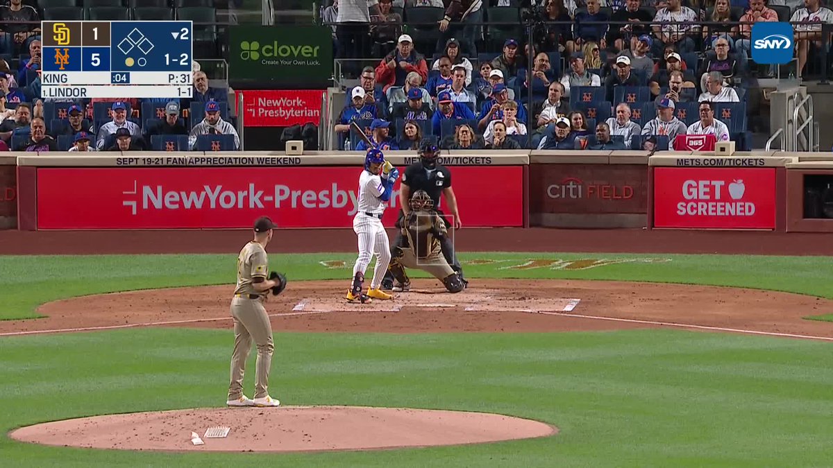 You knew Francisco was going yard after Katia's National Anthem! 6-1 Mets!