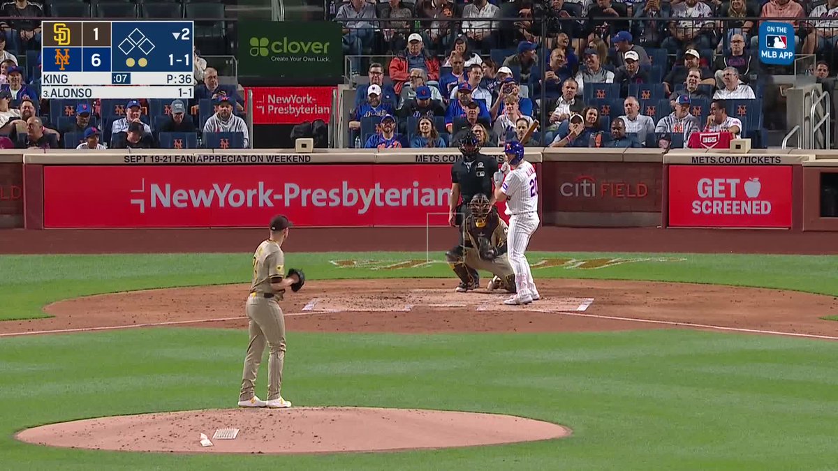 "The Mets are just teeing off!" Pete Alonso joins in on the fun with a home run!