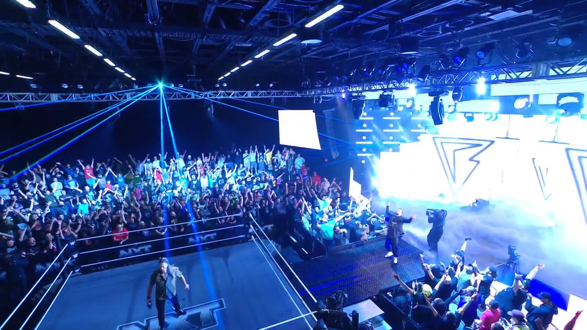 WHAT. A. MOMENT. Finn Bálor has returned to Full Sail for NXT Homecoming! 🙌