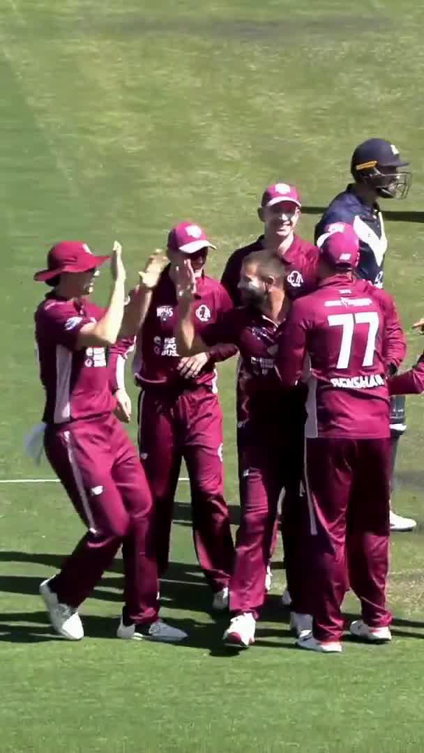Michael Neser with a belter to send Matt Short packing for a duck! Stream #QLDvVIC: