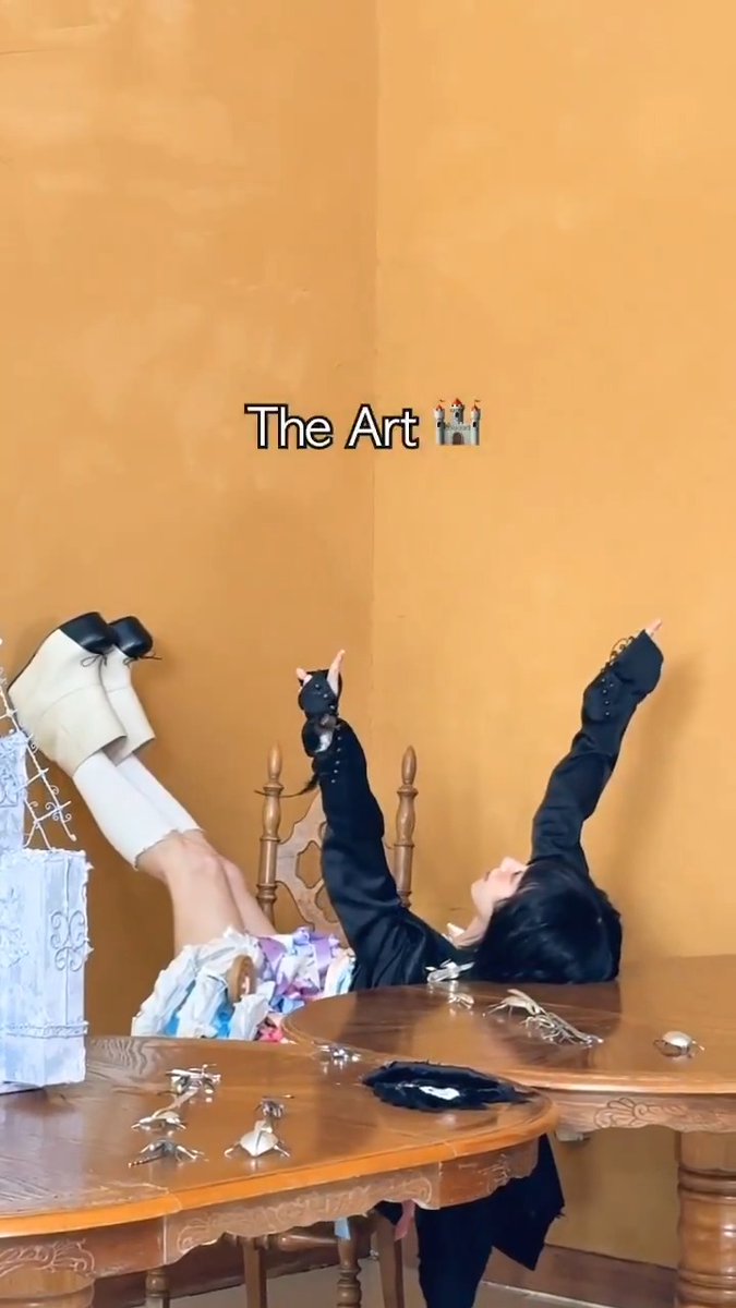 CHAEYOUNG: The Artist🎨 🏰Listen [LIL FANTASY vol.1]🏰 #TWICE #트와이스 #CHAEYOUNG #채영 #LIL_FANTASY_vol1 #SHOOT #Firecracker