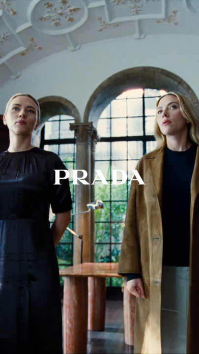 The Prada Galleria - a totem, a talisman, an amulet, a vessel for magic. Featuring Prada Ambassador Scarlett Johansson directed by Yorgos Lanthimos. Discover the new Galleria campaign: Creative Directors: #MiucciaPrada and #RafSimons Talent: #ScarlettJohansson Film Director: #YorgosLanthimos Campaign Creative Director: #FerdinandoVerderi #PradaGalleria #Prada