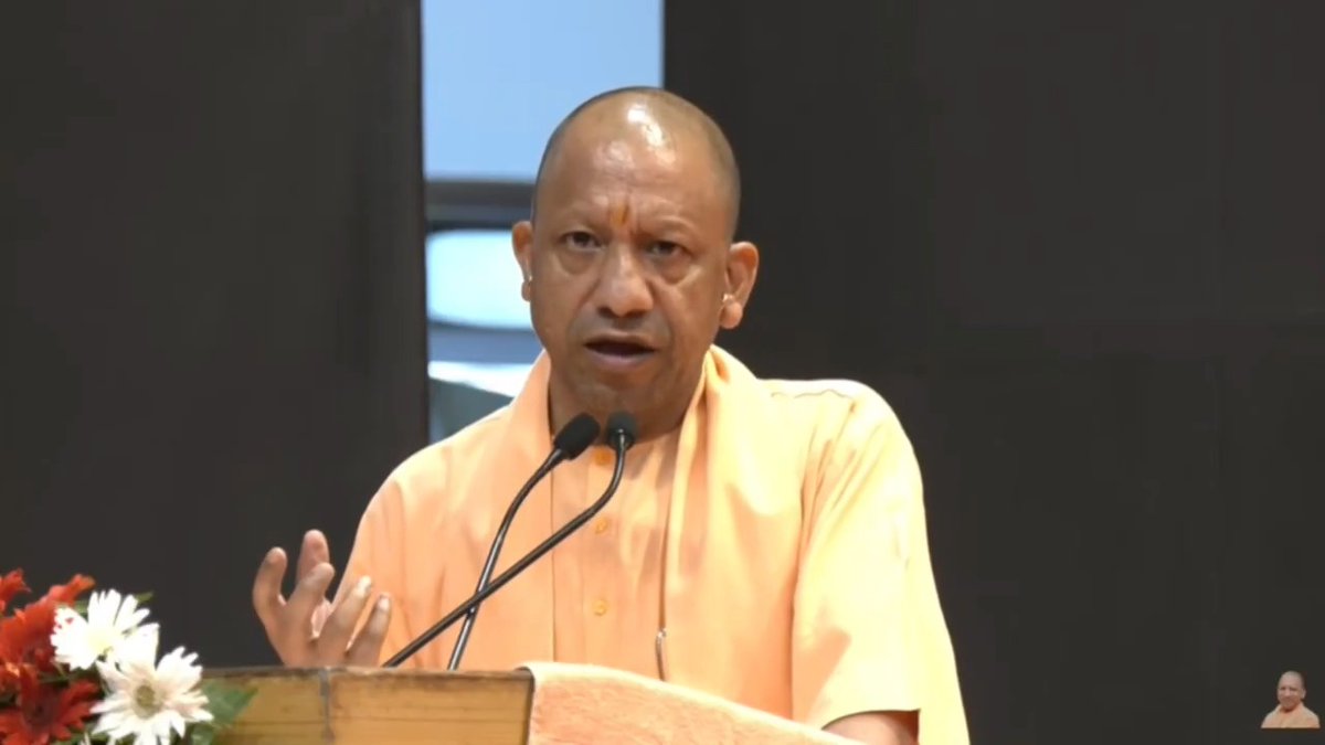 आदरणीय प्रधानमंत्री श्री Narendra Modi जी ने आज अपने जन्मदिन पर देश वासियों को 'स्वस्थ नारी, सशक्त परिवार' के जिस अभियान के साथ जोड़ा है, उस अभियान का शुभारंभ आज हम लोगों ने लखनऊ में किया...