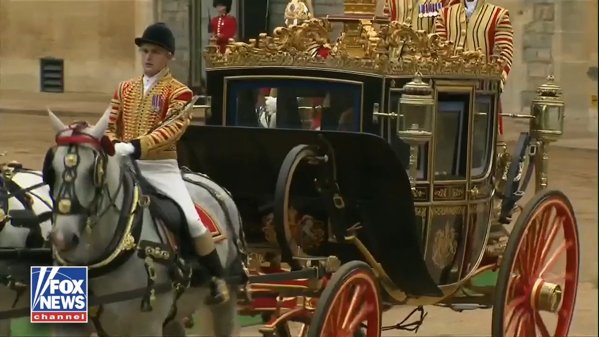 NEW: President Trump and first lady Melania receive a warm welcome to the United Kingdom with a royal rendition of ‘The Star-Spangled Banner' during the carriage procession.