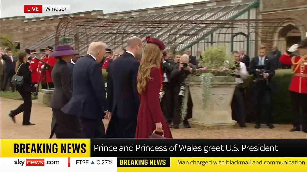 BREAKING: President Trump and first lady Melania have arrived at Windsor Castle. The King and Queen have greeted them upon arrival. 📺 Sky 501 and YouTube