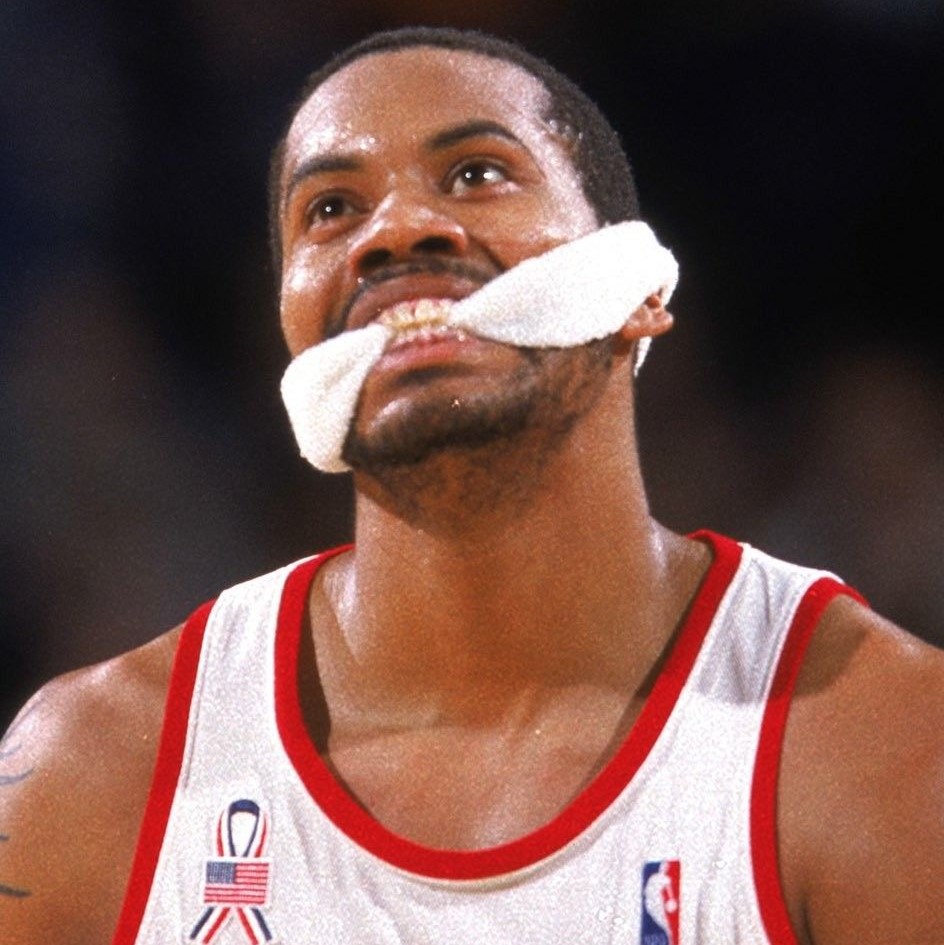 HBD RASHEED WALLACE NBA Champion, 4 x All-Star, Master Trash-Talker & underrated poster maker while wearing Air Force 1s UNTOUCHABLE RECORD 2001: 41 Techs (7 Eject) 2000: 38 Techs (6 Eject) 2005: 27 Techs 2002: 27 Techs