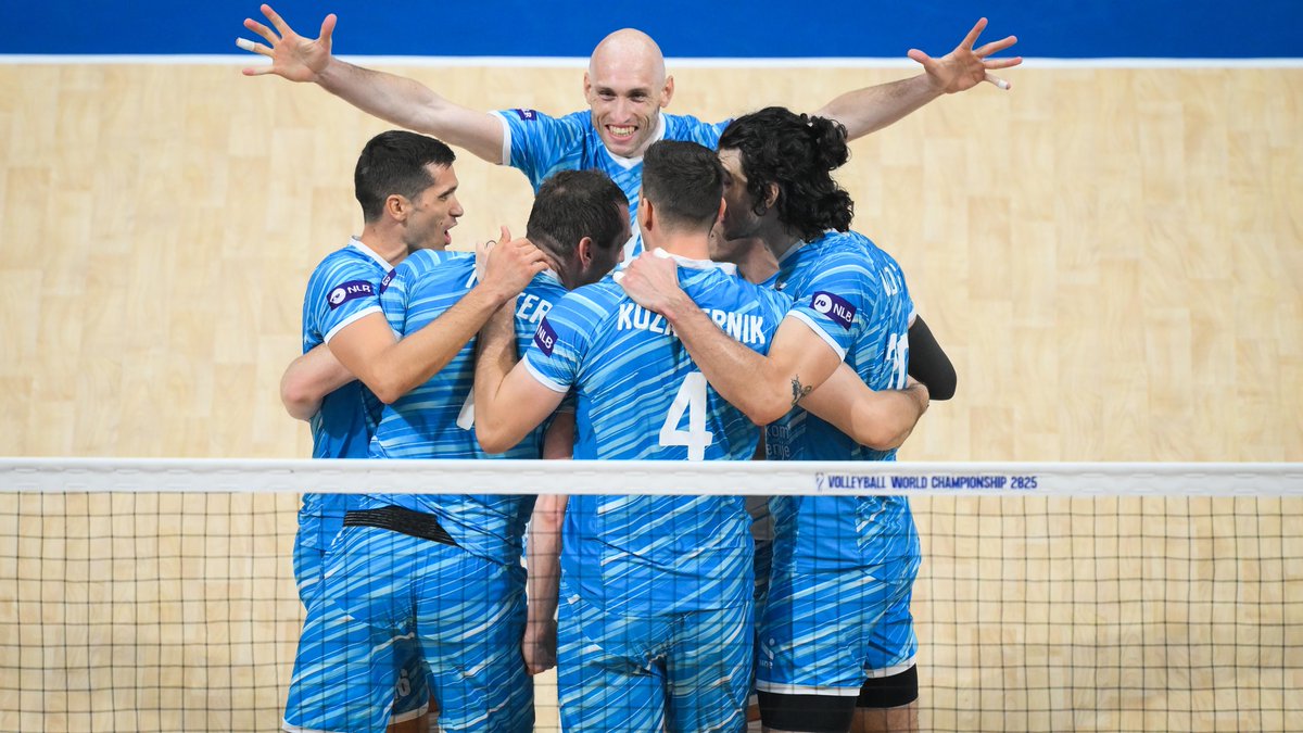#Philippines2025: 🇸🇮 SLOVENIA MARCHES ON! 🔥 They win an intense 4-set battle over 🇩🇪 Germany to advance to the Round of 16 at the #MWCH. 🌍🏐 Next up: Slovenia 🇸🇮 vs 🇺🇸 USA! 💥 📺 Watch the replay on VBTV: 🛍 Grab your World Champs Merch: 🏐 #Volleyball #ElectrifyingPhilippines