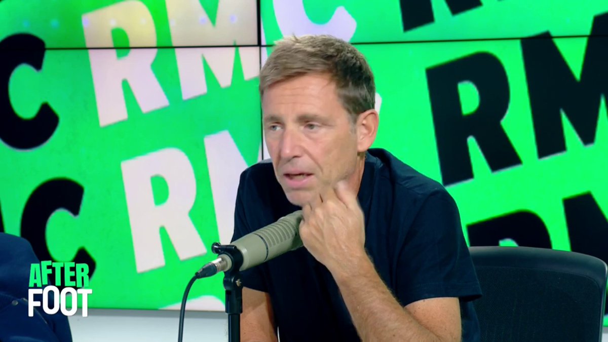 🗣💬 "Ce PSG est impressionnant avec cette volonté permanente de vouloir étouffer l'adversaire. Le premier but de Marquinhos illustre beaucoup de choses." Daniel Riolo loue la force tranquille du club parisien, qui a étrillé aisément l'Atalanta en Ligue des champions.