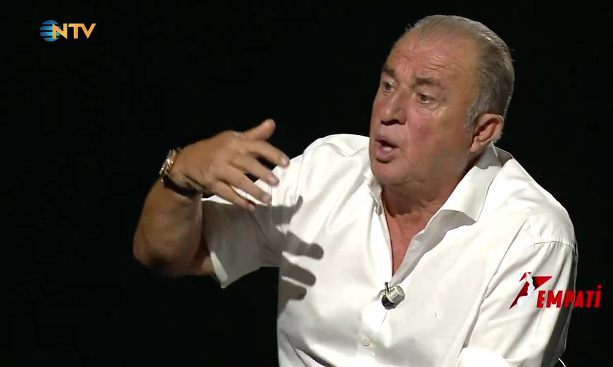 Fatih Terim: "Galatasaray'a geldikten sonra başka takımda oynamadım. Galatasaray'ı çalıştırmaya başladıktan sonra Türkiye'de başka takım çalıştırmadım. Muhteşem teklifler, insan istenmekten onur duyar ama “ben buralıyım, rica ediyorum” dedim."