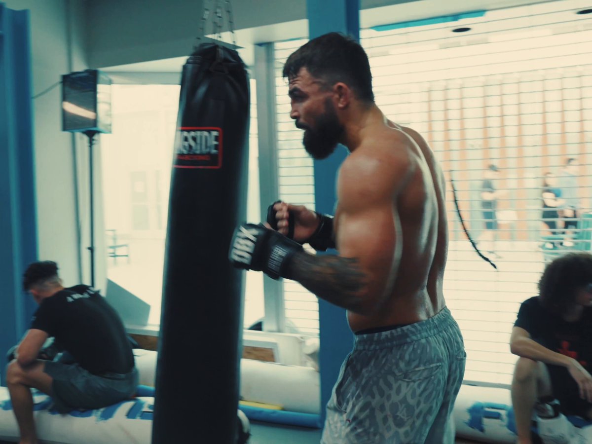 Prepping for October 4th Bare Knuckle FC Tune in 👏