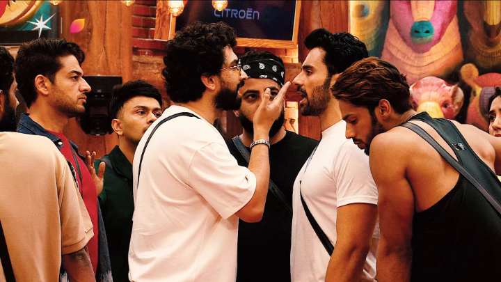 Promo: Khane ko lekar hui Amaal Mallik aur Abhishek Bajaj me fight #BiggBoss19