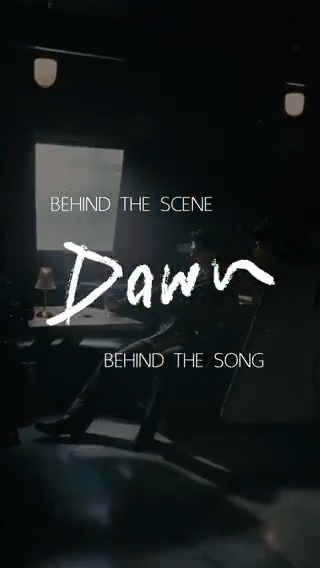 Behind The Song & The Scene มาย ภาคภูมิ กับเบื้องหลังการทำเพลงกับทีมงานระดับโลก บทเพลงที่เรียกได้ว่าถ่ายทอดความเป็น "ธันวา" รวมถึงตัวละครและเนื้อเรื่อง ออกมาได้จบครบในเพลง "Dawn" ⛅️ Dawn - mile phakphum (“Shine” Original Soundtrack) 📽️ MV : 🎧 Streaming : Shine The Series BeOnCloud #Dawn #MilePhakphum #ShineOST #ShineTheSeries #BeOnCloud #TeroMusic