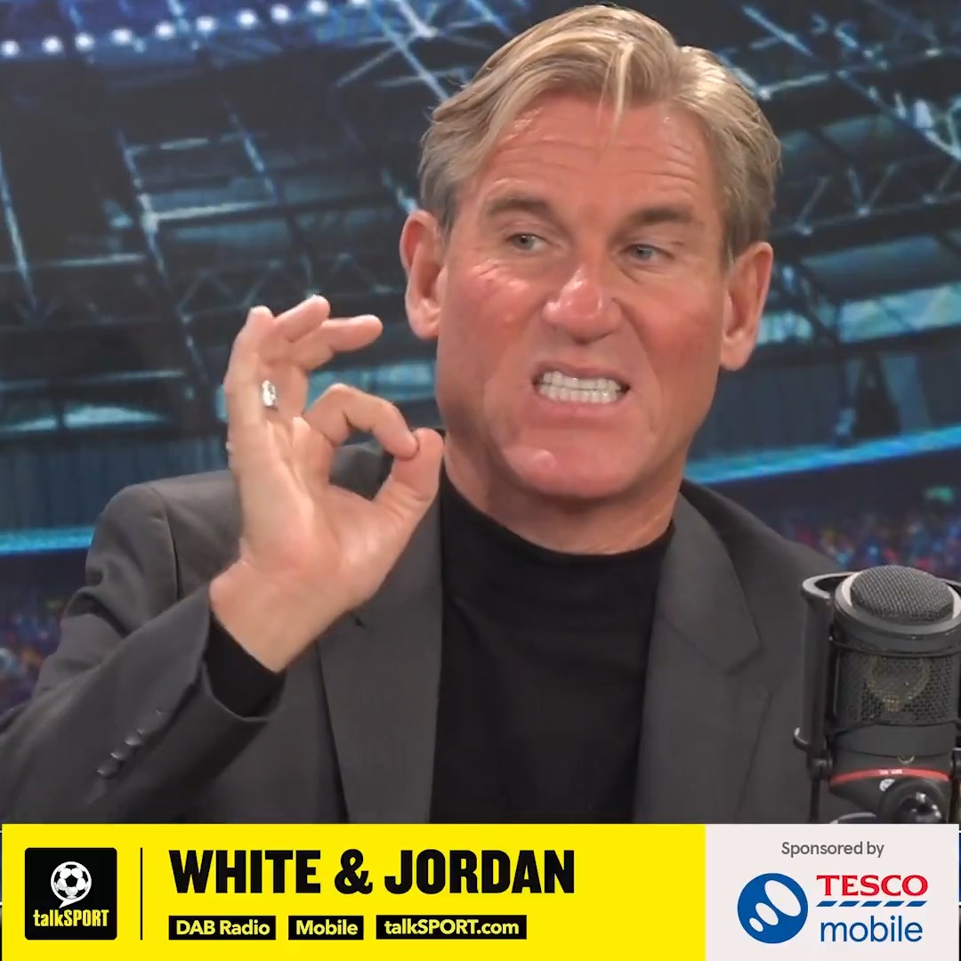 "It tells you how unique Man United are!" "There's only one other club that can turn that needle, and that's Real Madrid!" Simon Jordan says Man United's record revenue proves they're still the UK's biggest footballing powerhouse! In paid partnership with Tesco Mobile