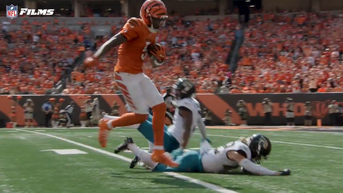 Tee running free 💨 Tee Higgins⁵ | Cincinnati Bengals