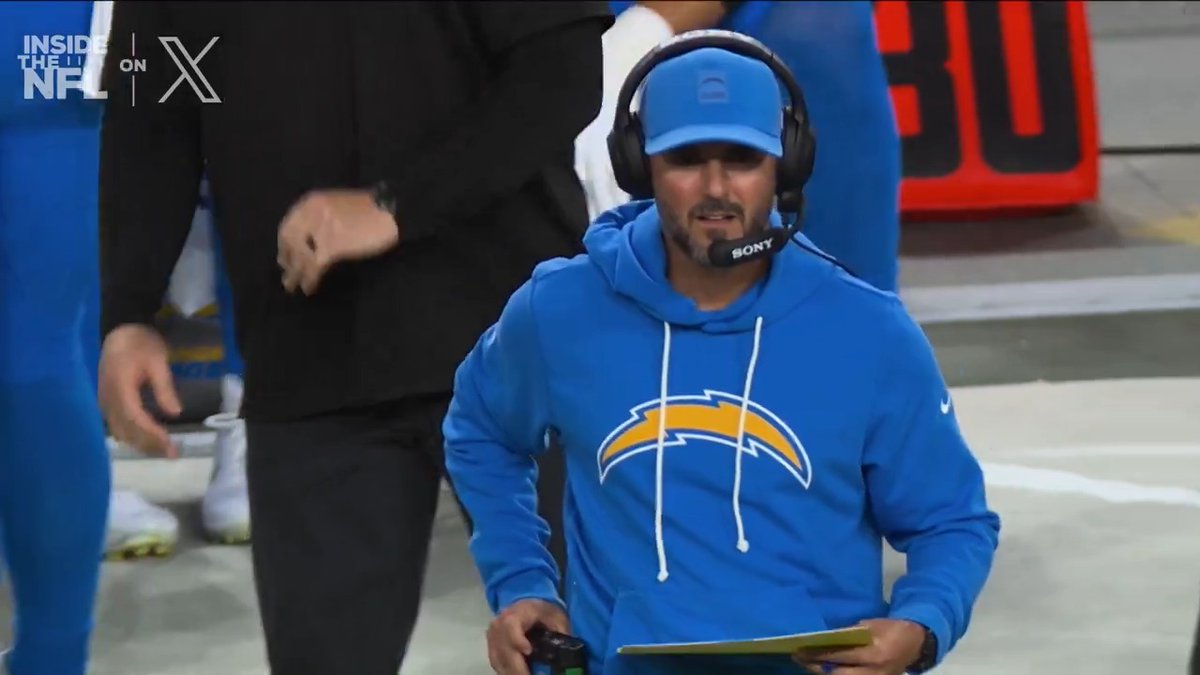 "Jesse Minter's gonna be a damn head coach." chris long says the @Chargers have the perfect mix to make a deep AFC run this year. 📈