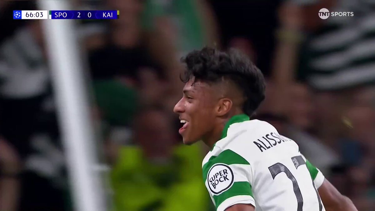 Sporting are flying now ✈️ Two goals in two minutes and the Portuguese are 3-0 up 🔥 📺 TNT Sports &amp; discovery+ UK