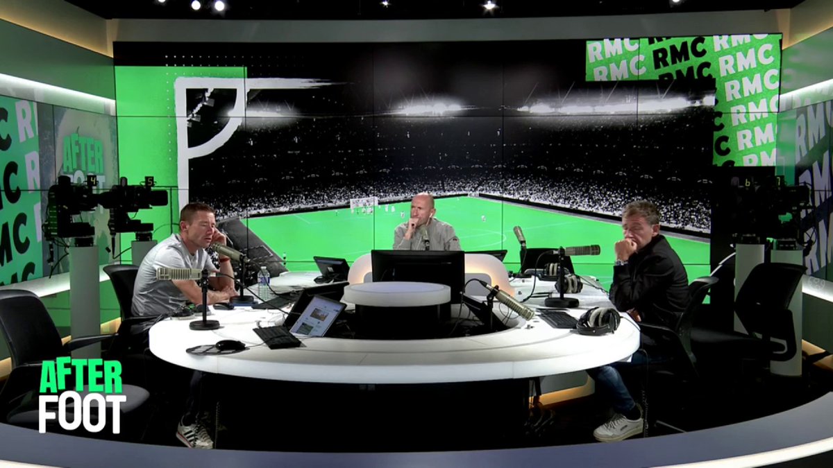 🇪🇸 Edgar Groleau sur la victoire du Barça à Newcastle : "Rashford commence à comprendre la philosophie de jeu et il faut souligner la progression offensive hallucinante de Koundé." #RMCLive