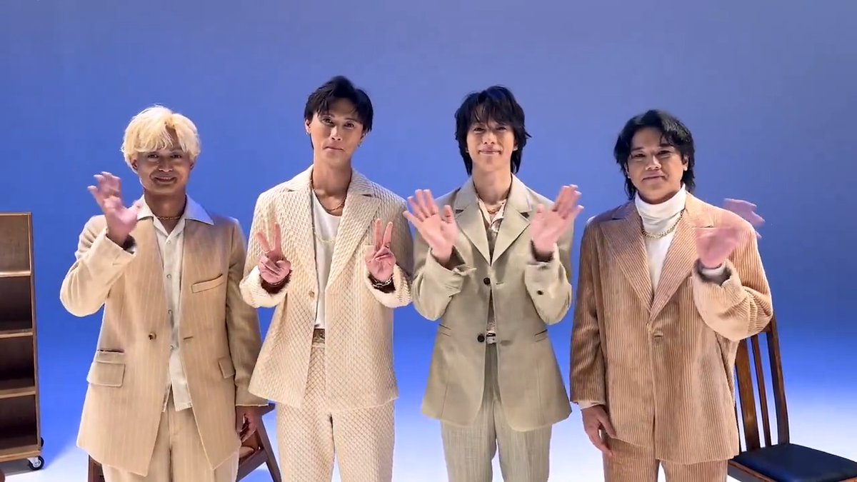 ◤New Release◢ A.B.C-Zのニューシングル "すれ違う笑顔 さよならのキスを" がリリース🌙 4人の大人な魅力がぎゅっと凝縮！ 切ないサウンドに思う存分浸ろう🎶 ▶︎ A.B.C-Z (えーびーしーずぃー) A.B.C-Z【Z PROJECT】 #ABCZ_すれキス