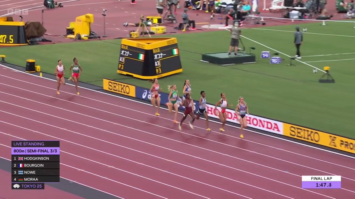 Keely Hodgkinson has qualified! 🙌 She will be in the final of the Women's 800m on Sunday. #WorldAthleticsChamps