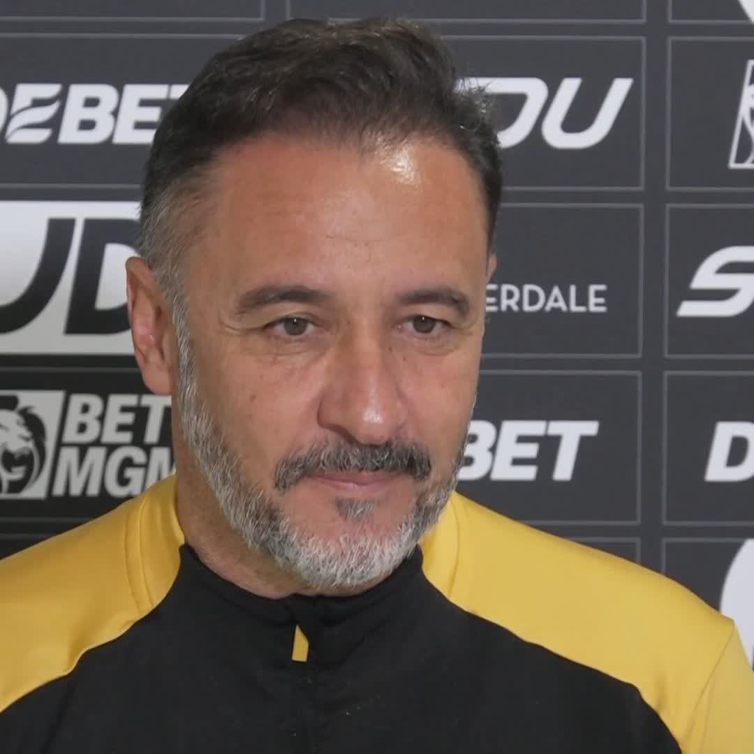 "Very important, we need this kind of player" Vitor Pereira discusses Jorgen Strand Larsen signing a new contract with the striker in line to return against Leeds after a spell out with injury 🚨