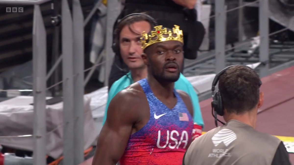 RAI BENJAMIN HAS BEEN DISQUALIFIED! ❌ "Now he's like the guy who has remembered he's still wearing a Christmas party hat and it's January 20th!" #WorldAthleticsChamps