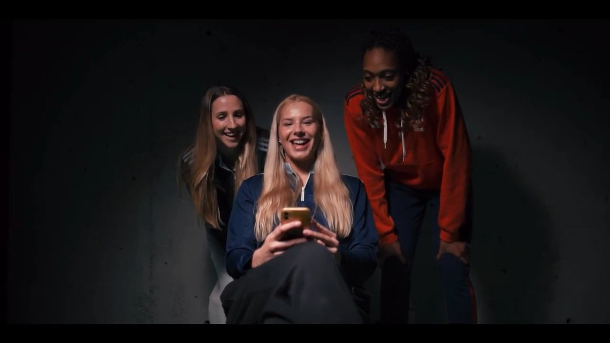 Something’s cooking… and it 𝘴𝘰𝘶𝘯𝘥𝘴 𝘨𝘰𝘰𝘥 👩‍🍳🎶 #EuroLeagueWomen