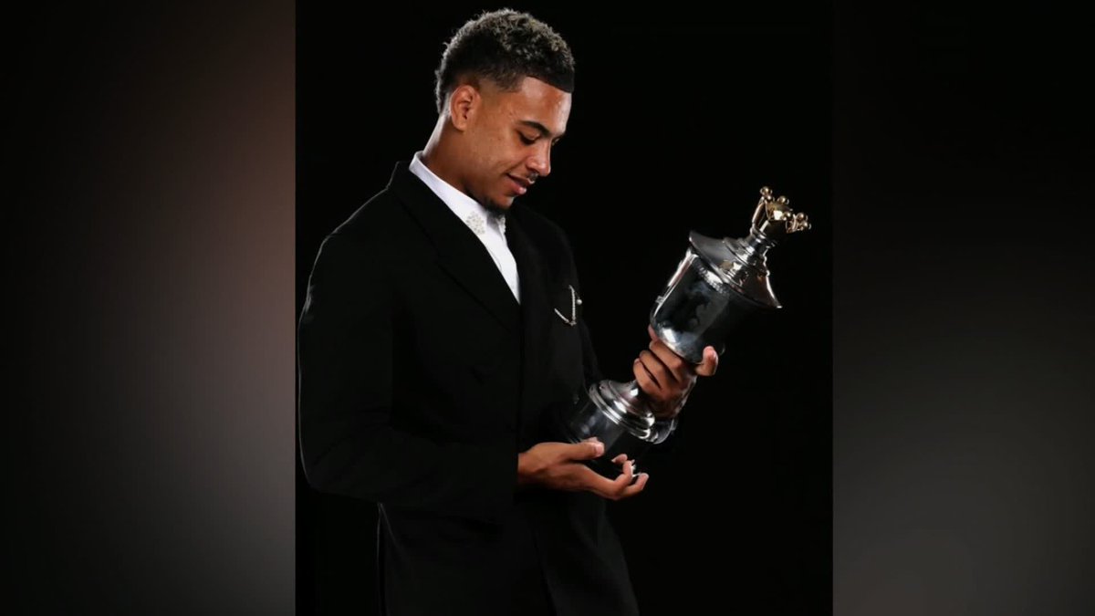 🗣️ "It all happened so quickly" Roman Kemp speaks to Morgan Rogers as he reflects on winning the PFA Young Player of the Year