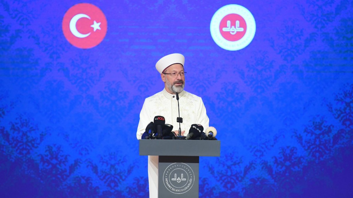Bugün Diyanet İşleri Başkanlığımızda gerçekleştirilen devir teslim töreniyle, 8 yıl önce Cumhurbaşkanımız Sayın Recep Tayyip Erdoğan tarafından şahsıma tevdi edilen Diyanet İşleri Başkanlığı görevini, bugünden itibaren Diyanet İşleri Başkanımız Prof. Dr. Safi Arpaguş hocamıza devretmiş bulunmaktayım. Diyanet İşleri Başkanlığı hizmetlerini daha da ileriye taşıyacağına yürekten inandığım yeni Diyanet İşleri Başkanımız Prof. Dr. Safi Arpaguş hocamıza bu ulvî vazifede Cenab-ı Hak’tan muvaffakiyetler diliyorum. Görev sürem boyunca bizlere dua ve desteklerini esirgemeyen aziz milletimize, yol arkadaşlarıma ve tüm Diyanet camiamıza gönülden teşekkür ediyorum. Rabbim, yapılan ve yapılacak olan tüm çalışmaları dergâh-ı izzetinde kabul buyursun.