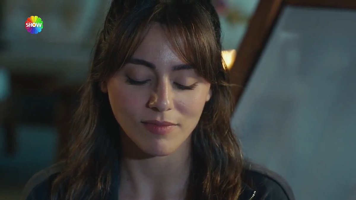 “Sana çok aşığım…” Doğa’ya mesaj Fatih’ten geliyor! #KızılcıkŞerbeti yeni bölümüyle @showtv’de.