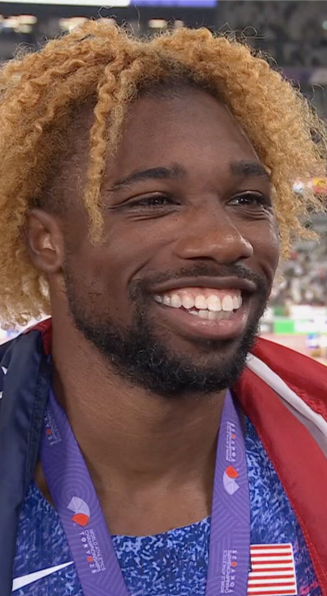 Noah Lyles is on top of the world in Tokyo after a fourth 200m world title in a row. 🥇#WorldAthleticsChamps