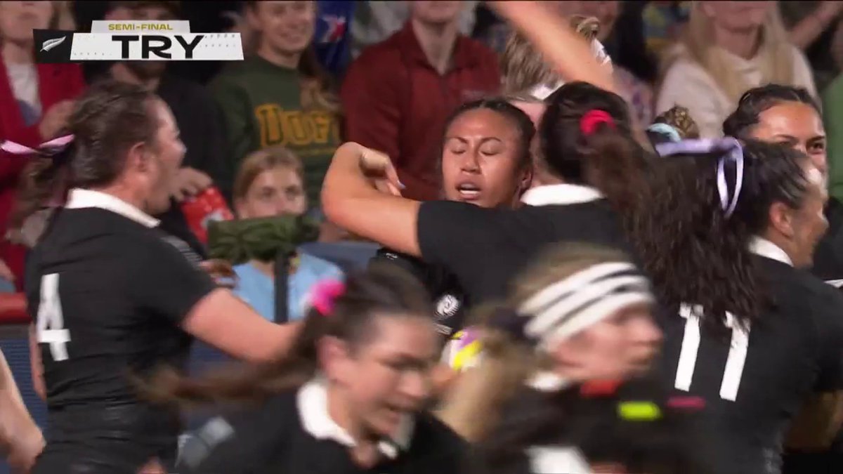 Game on? 👀 Liana Mikaele-Tu'u powers over for world champions New Zealand 🙌 🗣 "The Black Ferns aren't done yet!" 🇳🇿 #BBCRugby #RWC2025