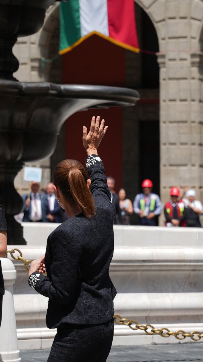 Desde Palacio Nacional, participamos en el Segundo Simulacro Nacional 2025. La prevención es nuestra fuerza.